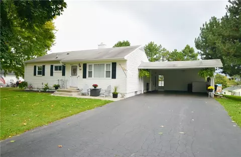 64 Quinn Rd, Rochester, NY 14623