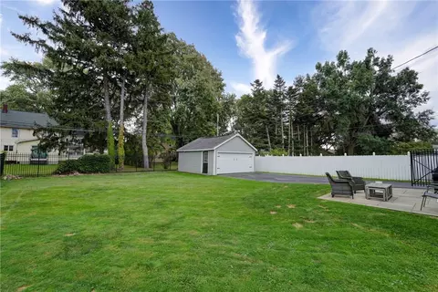 70 Stonehenge Rd, Irondequoit, NY 14609 photo 38