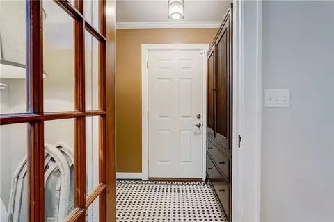 70 Stonehenge Rd, Irondequoit, NY 14609 photo 5