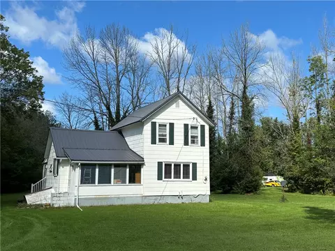 5335 Swadling Rd, Ontario, NY 14519