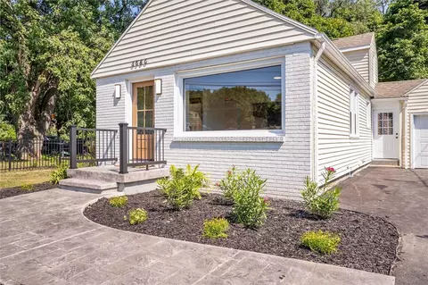 3586 Saint Paul Blvd, Irondequoit, NY 14617