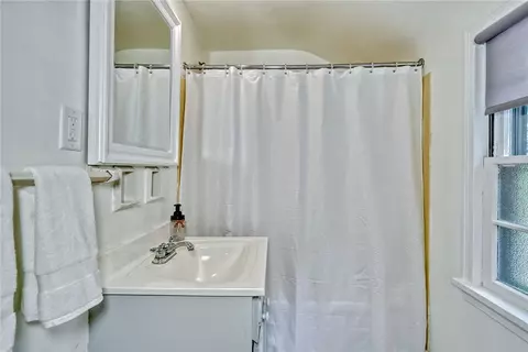 26 Oakcrest Dr, Irondequoit, NY 14617 photo 25