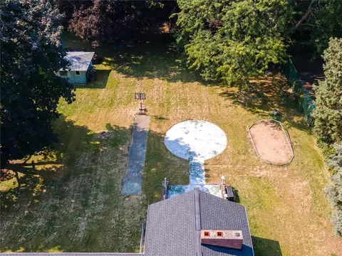 641 Thomas Ave, Irondequoit, NY 14617 photo 8