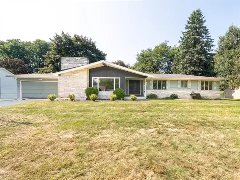 641 Thomas Ave, Irondequoit, NY 14617 photo 39