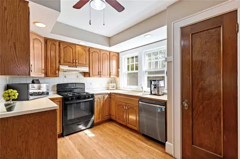 345 Hurstbourne Rd, Irondequoit, NY 14609 photo 13