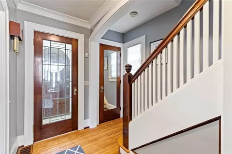 345 Hurstbourne Rd, Irondequoit, NY 14609 photo 4
