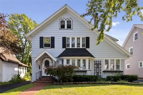 345 Hurstbourne Rd, Irondequoit, NY 14609