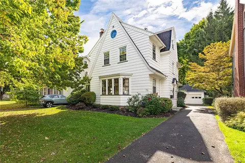 103 Highland Pkwy, Rochester, NY 14620