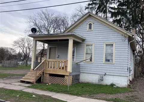 73 Ketchum St, Rochester, NY 14621