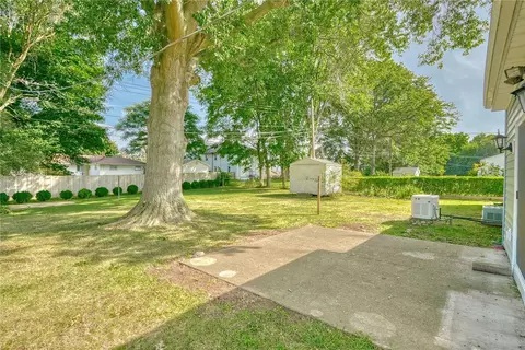 171 Spruce Ln, Irondequoit, NY 14622 photo 21