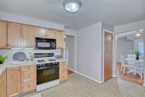 171 Spruce Ln, Irondequoit, NY 14622 photo 10