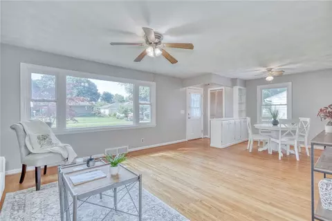 171 Spruce Ln, Irondequoit, NY 14622 photo 5