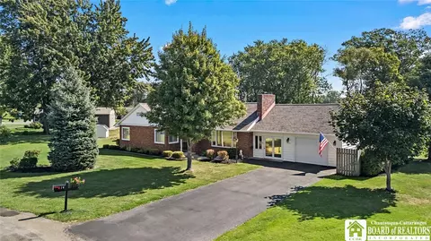 14 W Beach Rd, Dunkirk, NY 14048