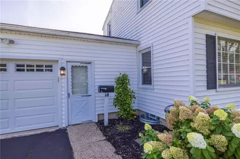 14 Gladmar Dr, Irondequoit, NY 14622 photo 13
