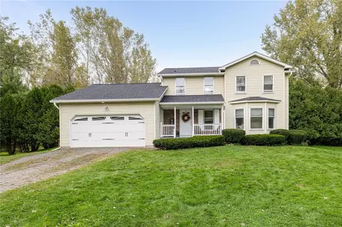 1497 Paddy Ln, Ontario, NY 14519