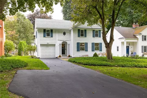 110 Colonial Village Rd, Rochester, NY 14625