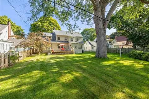 111 Sagamore Dr, Irondequoit, NY 14617 photo 34