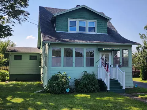 6995 N Division Street Rd, Throop, NY 13021