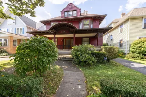 277 Barrington St, Rochester, NY 14607