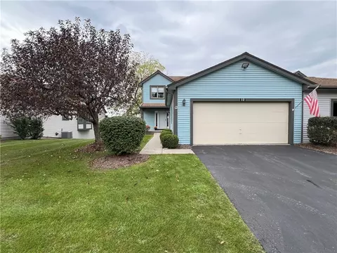 12 Midlakes Dr, Canandaigua, NY 14424