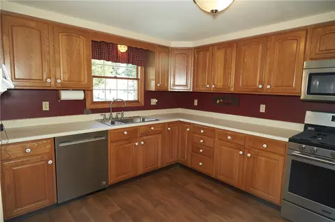 355 Spencer Rd, Irondequoit, NY 14609 photo 16