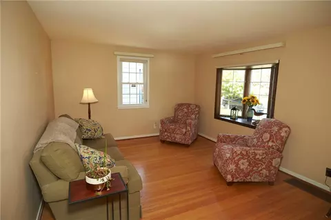 355 Spencer Rd, Irondequoit, NY 14609 photo 22