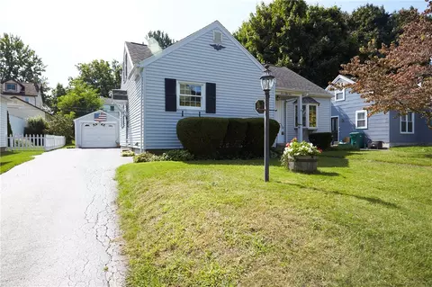 355 Spencer Rd, Irondequoit, NY 14609 photo 2