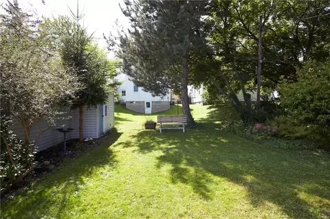 355 Spencer Rd, Irondequoit, NY 14609 photo 6