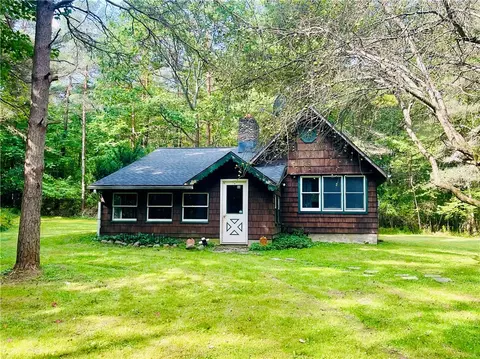 2106 Fox Hill Rd, Nunda, NY 14517