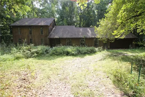 803 Mile Square Rd, Pittsford, NY 14534
