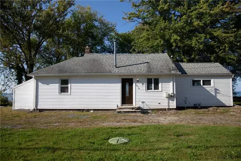 5878 W Wautoma Beach Rd, Hilton, NY 14468