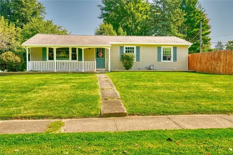 185 Normandale Dr, Gates, NY 14624