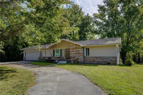 4595 S Holley Rd, Holley, NY 14470