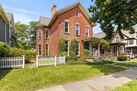 49 Rowley St, Rochester, NY 14607