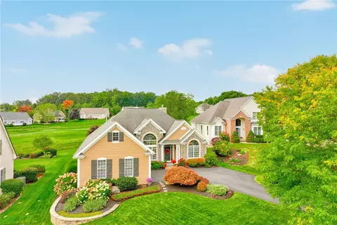 7 Cheshire Rdg, Victor, NY 14564