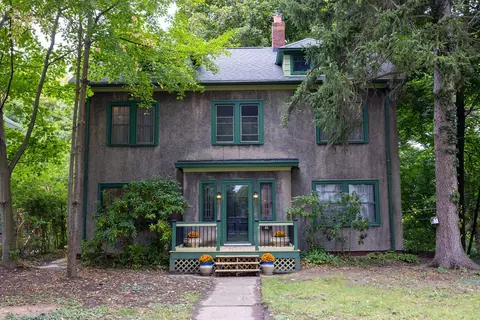 613 Winona Blvd, Irondequoit, NY 14617