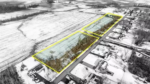 43 Bailey Rd, Parma, NY 14468