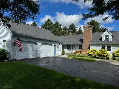 1 Handhewn, Manlius, NY 13104