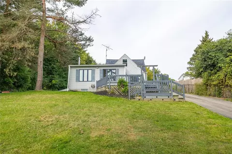 1645 Turk Hill Rd, Perinton, NY 14450