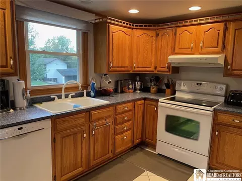 655 Prospect Ave, Olean, NY 14760 photo 8