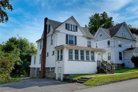 14 N Spruce St, Batavia, NY 14020