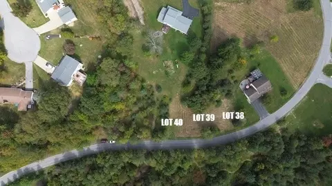 38 39 40 Penn Rd, Saint Marys, PA 15857