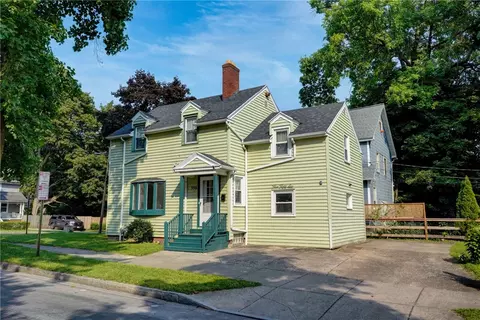 556 Post Ave, Rochester, NY 14619