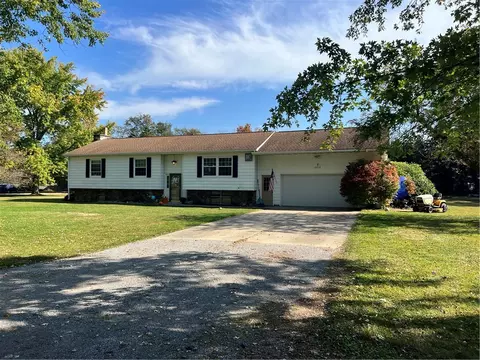 2016 Riverview Dr, Wellsville, NY 14895