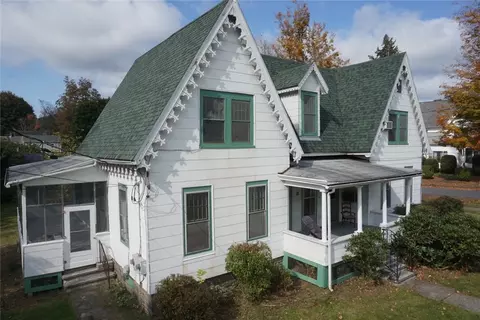 18 Bridge St, Unadilla, NY 13849