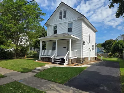 34 Delmar St, Rochester, NY 14606