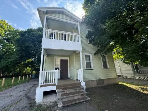 121 Emerson St, Rochester, NY 14613