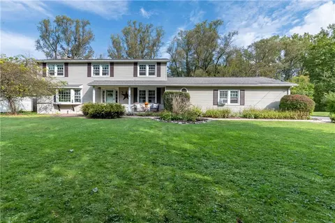 221 Hollybrook Rd, Sweden, NY 14420