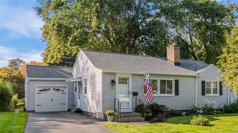 491 Grosvenor Rd, Brighton, NY 14610