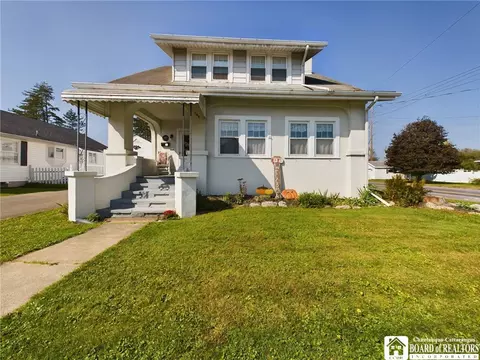 137 N 19th St, Olean, NY 14760